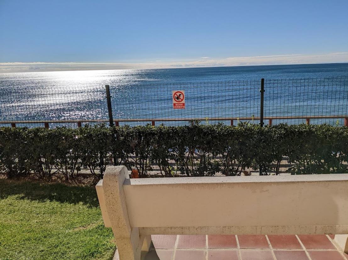 Seaside View Apartment Estepona Buitenkant foto